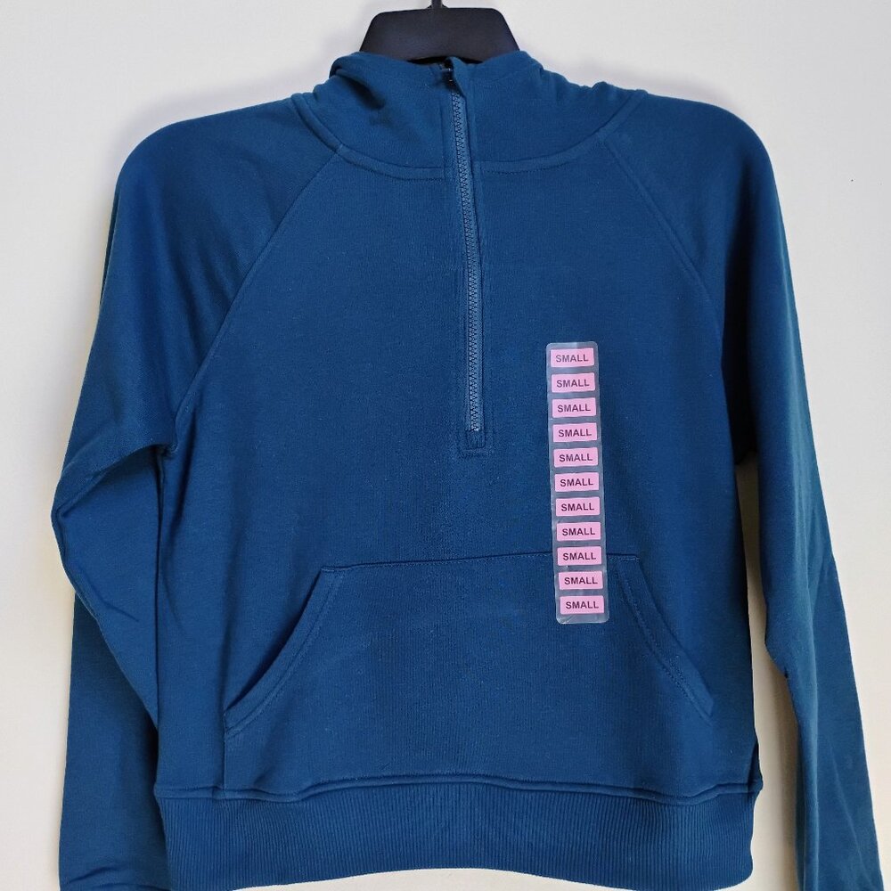 Size small kangaroo pocket, cotton blend fleece fabric hoodie.
